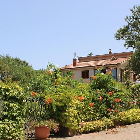 Villa Failla Castelbuono  Eksteriør billede