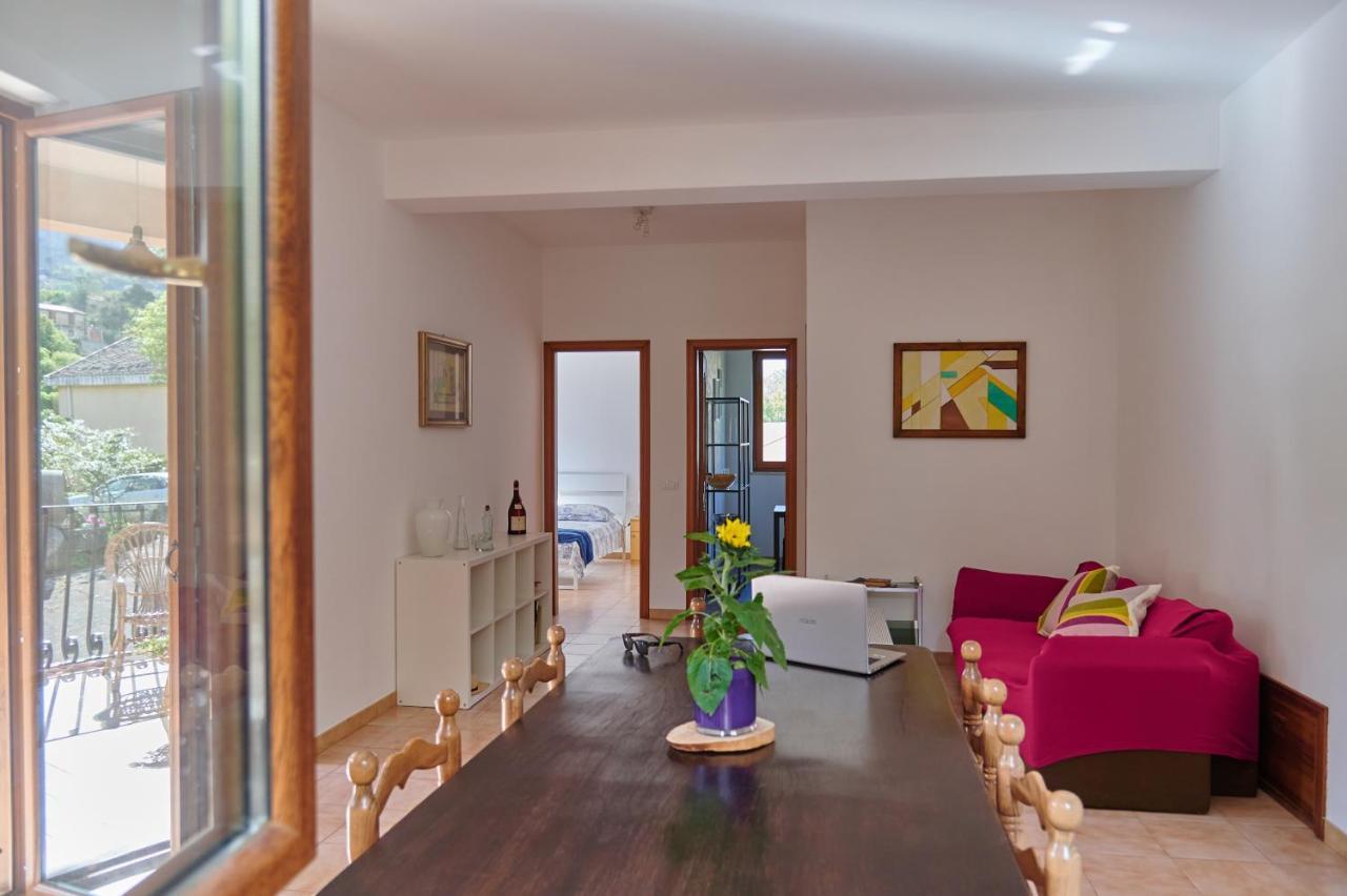Villa Failla Castelbuono  Eksteriør billede